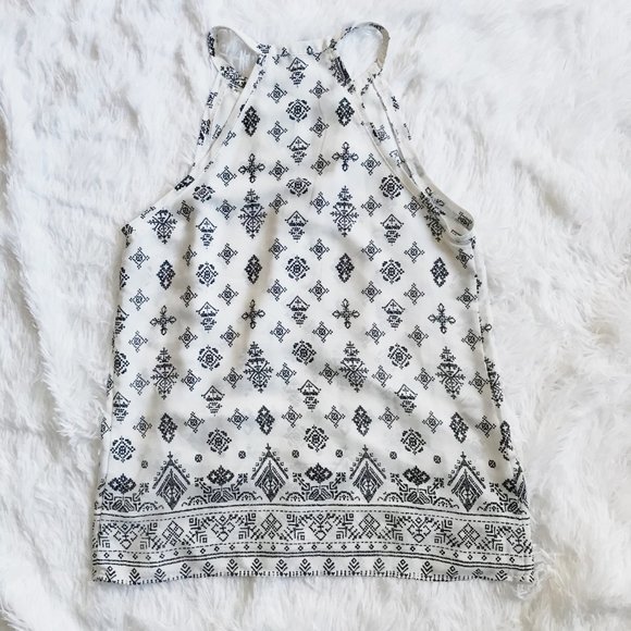 DYNAMITE Geometric Pattern Tank Top Pompom Collar - Picture 2 of 5